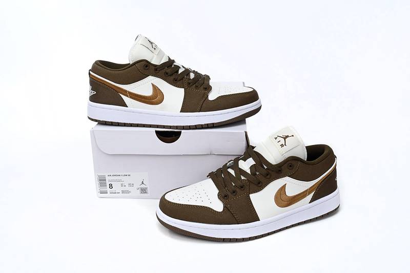 Air Jordan 1 Low SE Light Olive