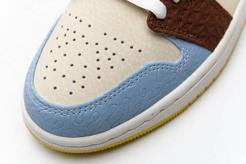 Air Jordan 1 Mid SE Maison Chateau Rogue Fearless