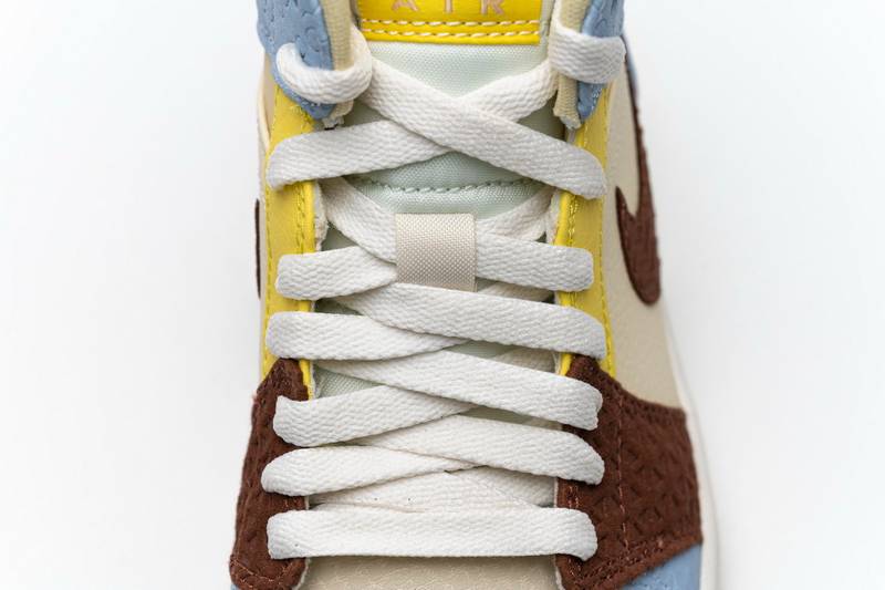 Air Jordan 1 Mid SE Maison Chateau Rogue Fearless