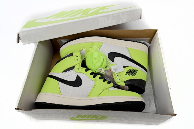 Air Jordan 1 Retro High OG Visionaire