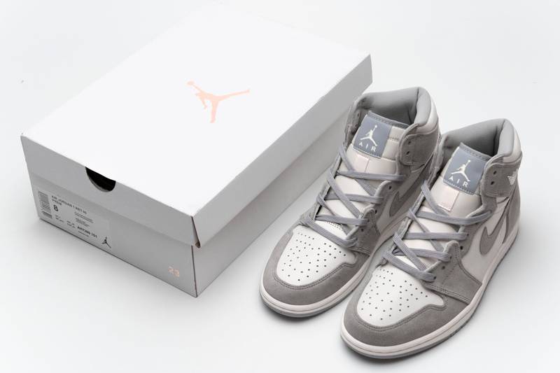 Air Jordan 1 Retro High Pale Ivory