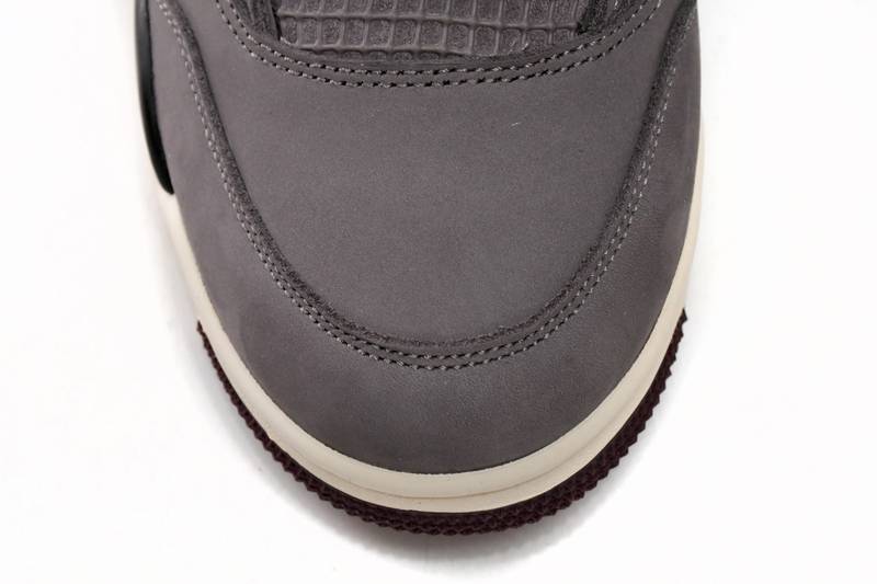Air Jordan 4 Retro A Ma Maniére Violet Ore