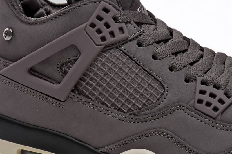 Air Jordan 4 Retro A Ma Maniére Violet Ore