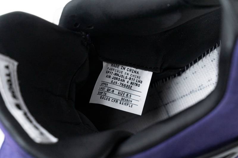 Air Jordan 4 Retro Travis Scott Purple