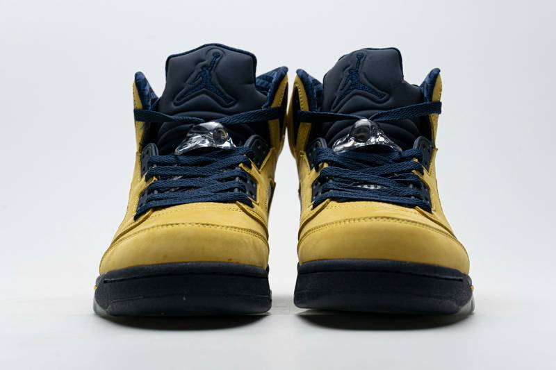 Air Jordan 5 Retro Michigan