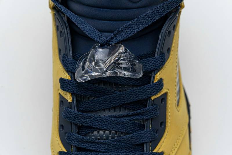 Air Jordan 5 Retro Michigan