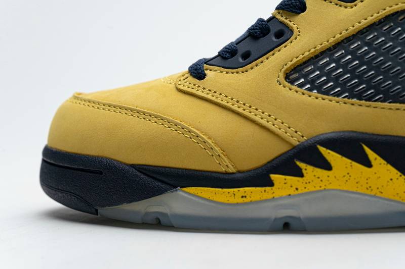 Air Jordan 5 Retro Michigan