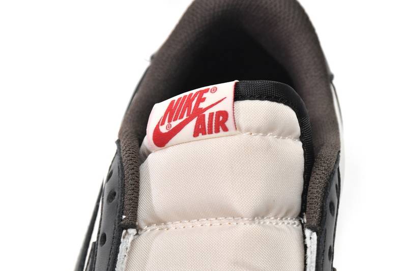 Air Travis Scott x Air Jordan 1 Low Dark Mocha