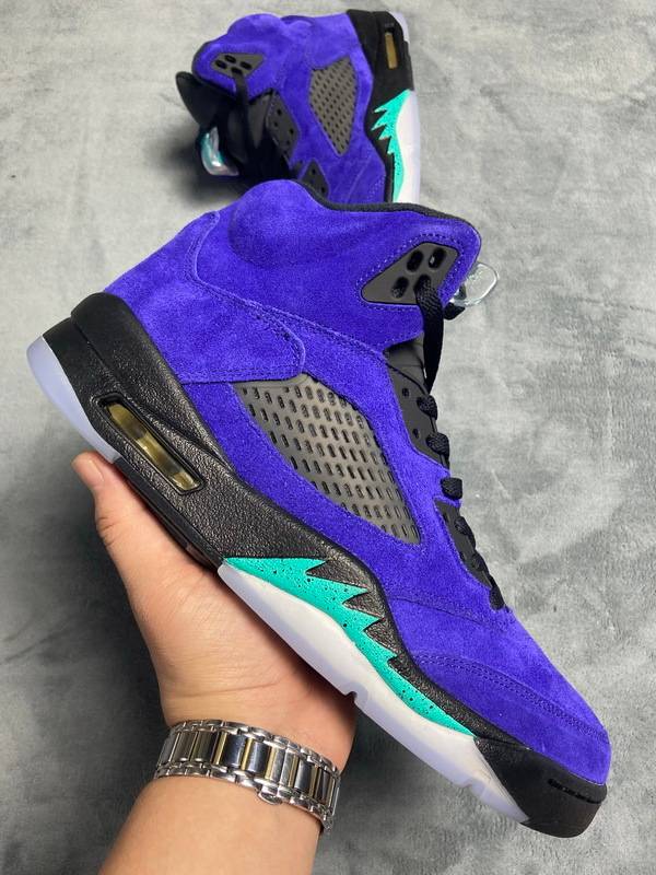 Jordan 5 Retro Alternate Grape