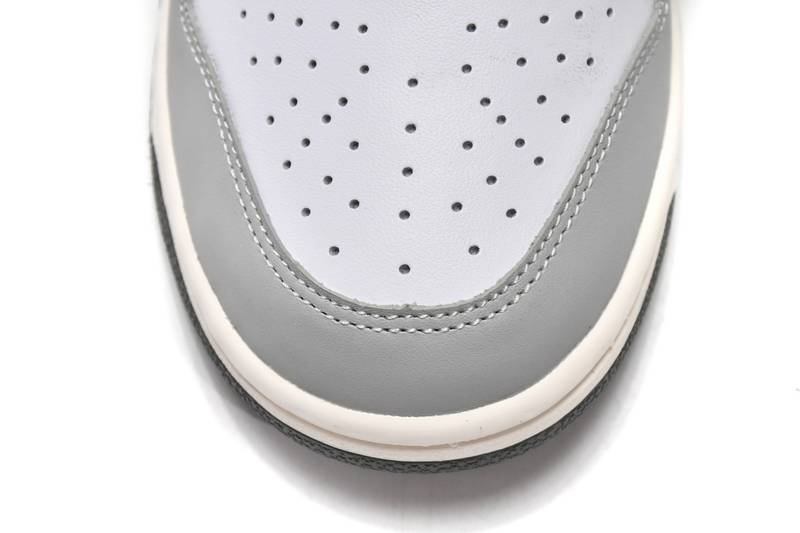 Nike Dunk Low Light Smoke Grey