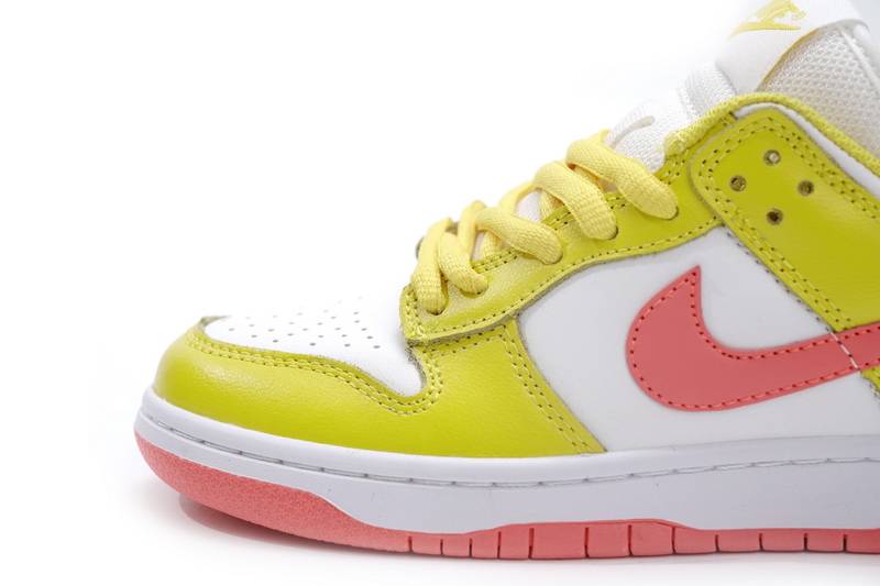 Nike Dunk Low Samba