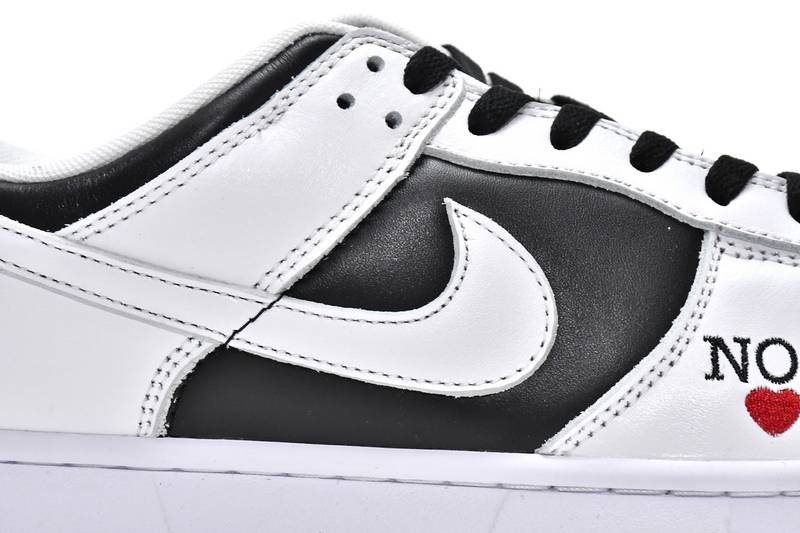 nike dunk low S*p*e black white