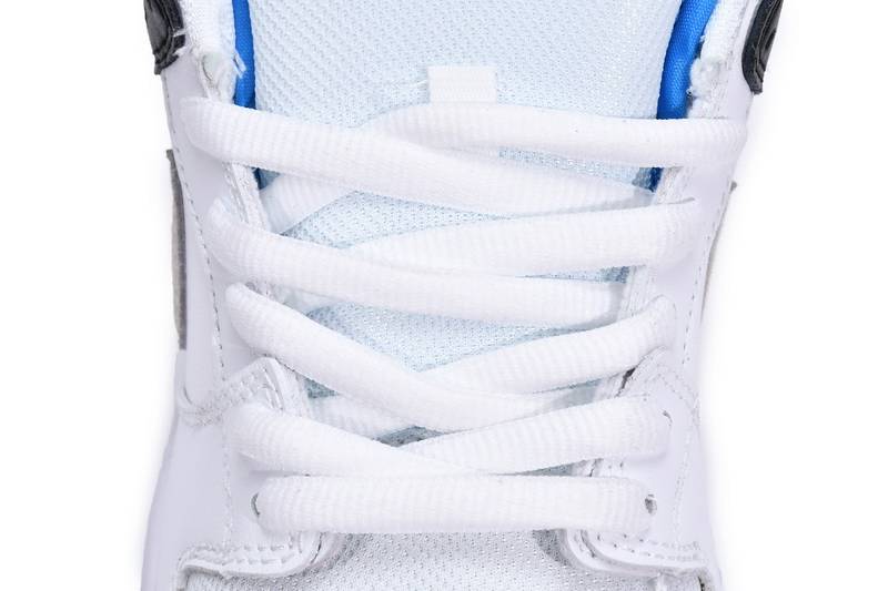 Nike SB Dunk Low Laser Blue