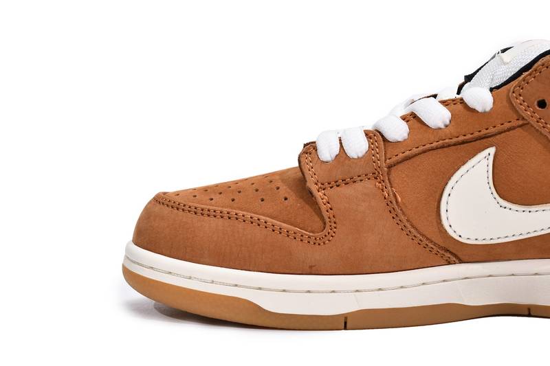 Nike SB Dunk Low Pro Iso DK Russet Sail​