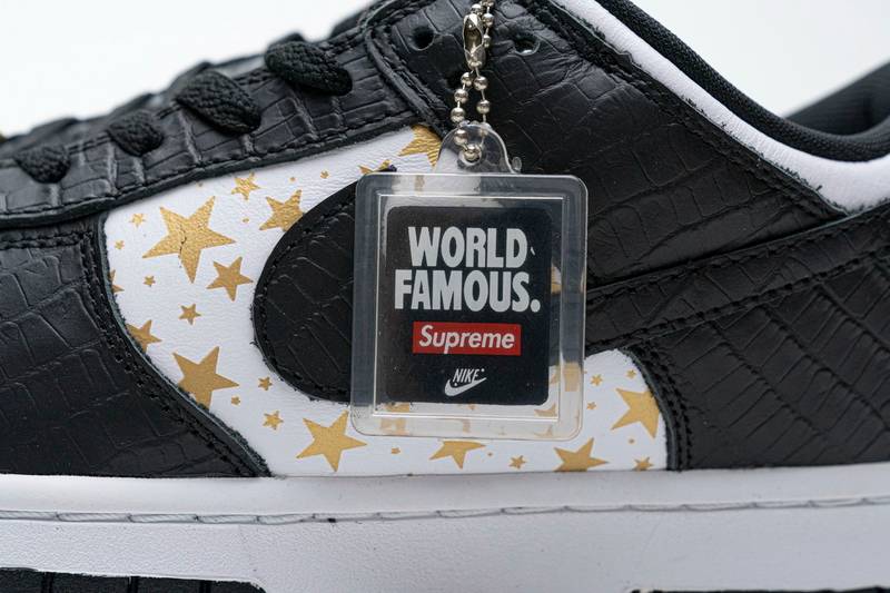 nike sb dunk low S*p*e black stars