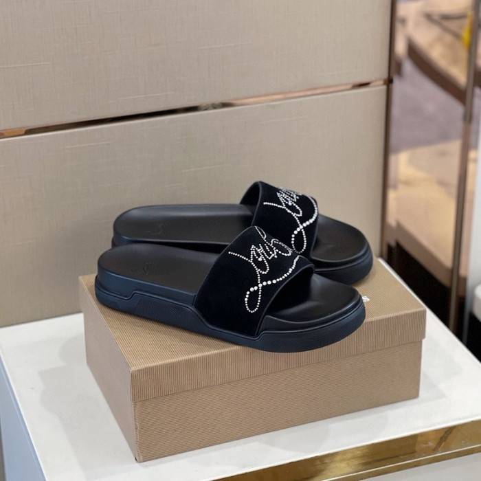 CHRIS_TIAN LOU_BOUTIN SLIPPERS