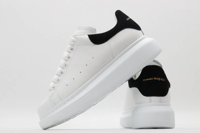 MQ Sneakers