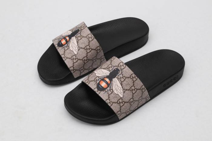 GUCC SLIPPERS