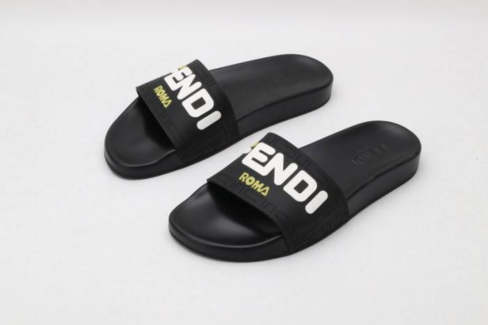 FEND1 SLIPPERS