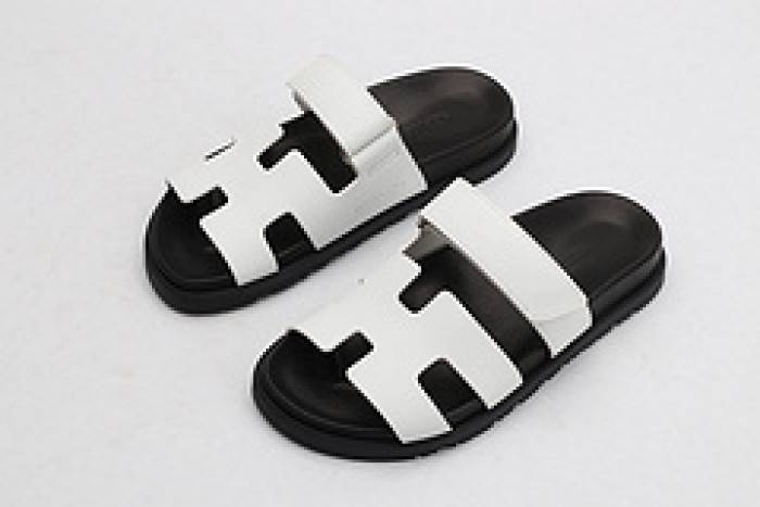 HERM*S SLIPPERS