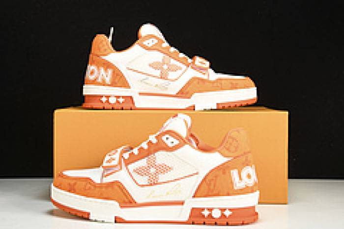 LOUI VUITTO SNEAKER