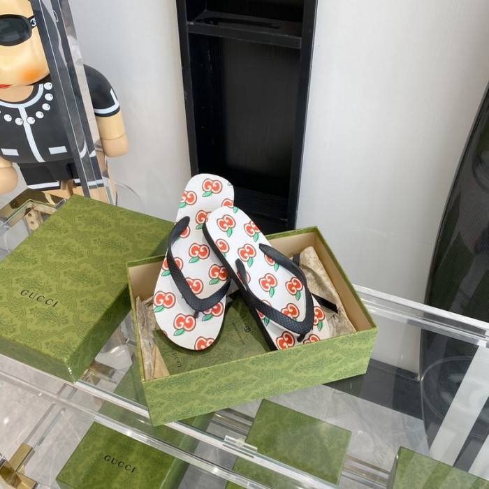 GUCC SLIPPERS