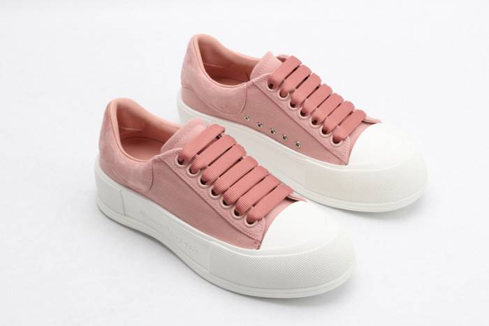 MQ Sneakers