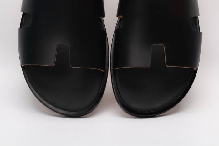 HERM*S SLIPPERS