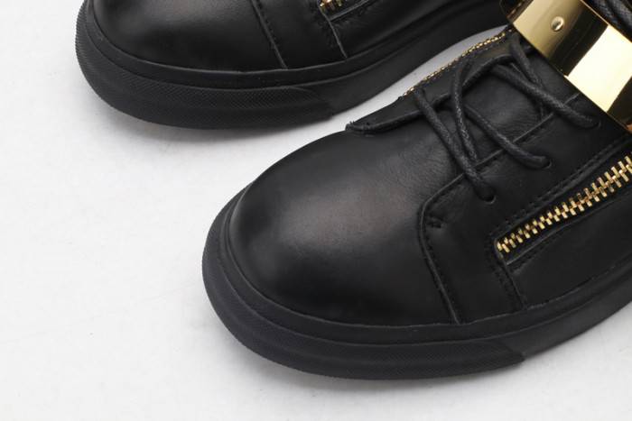 GZ SNEAKER