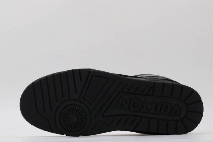 Loui Vuitto SNEAKER