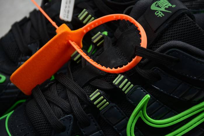 00F NIKE AIR RUBBER DUNK “”GREEN STRIKE“ CU6015-001