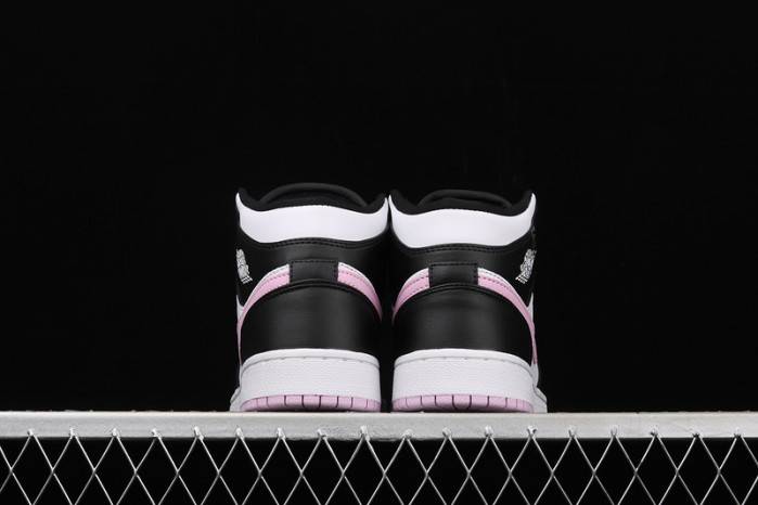 Air Jordan 1 Mid GS ‘Arctic Punch’ – 555112-061