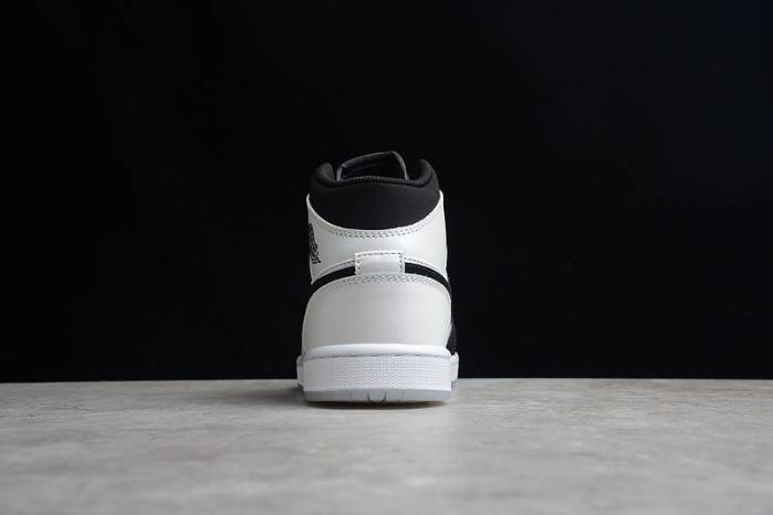 Air Jordan 1 Mid White Black Diamond DH6933-100