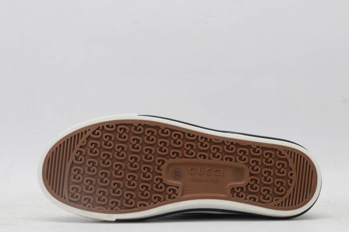 GUCC SNEAKER 123-4