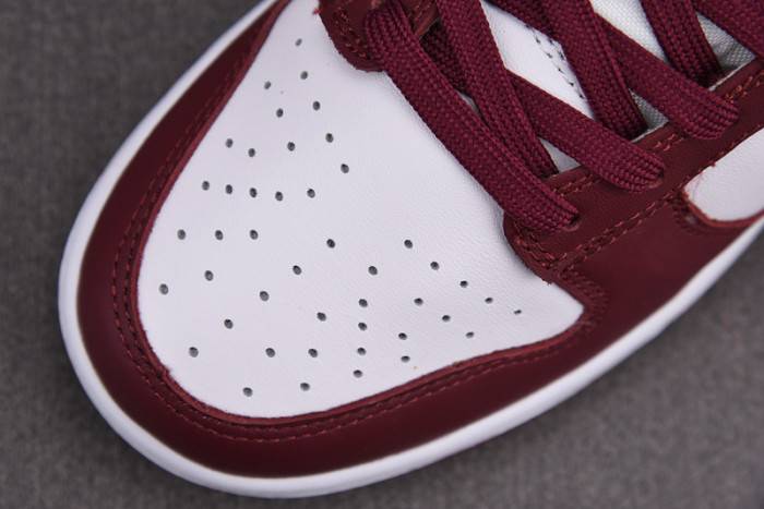 Nike Dunk Low Wmns Bordeaux DD1503-108