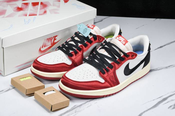 Trophy Room x Air Jordan 1 Low OG “Away” FN0432-100