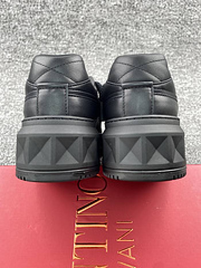 VALE·NTI·NO· Sneakers VS018