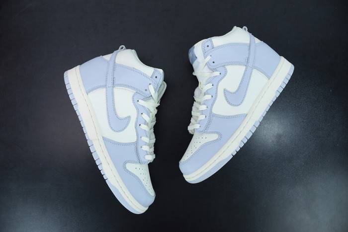 Wmns Dunk High ‘Football Grey’ – Nike – DD1869-102