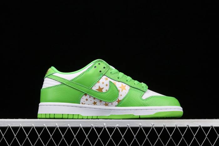 Nike SB Dunk Low Stars Mean Green (2021) DH3228-101