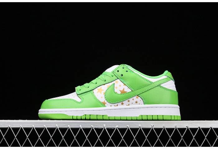 Nike SB Dunk Low Stars Mean Green (2021) DH3228-101